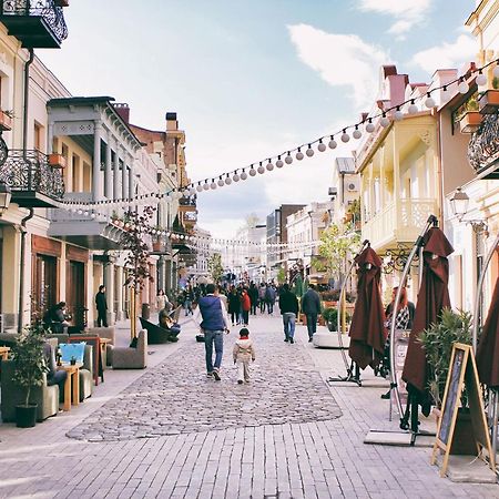 Siqvaruli Tbilisi Exterior foto