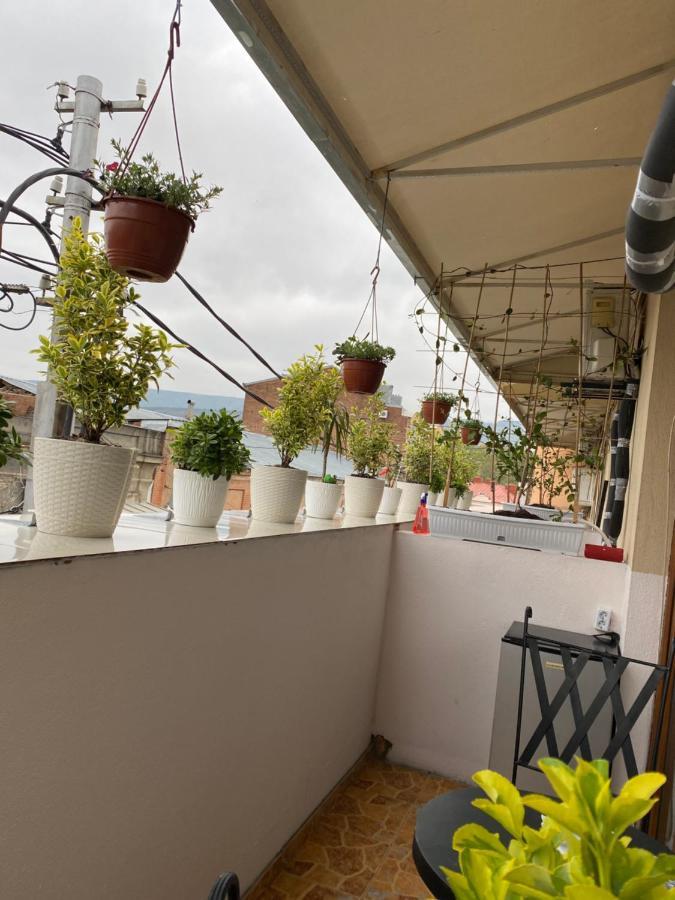 Siqvaruli Tbilisi Exterior foto