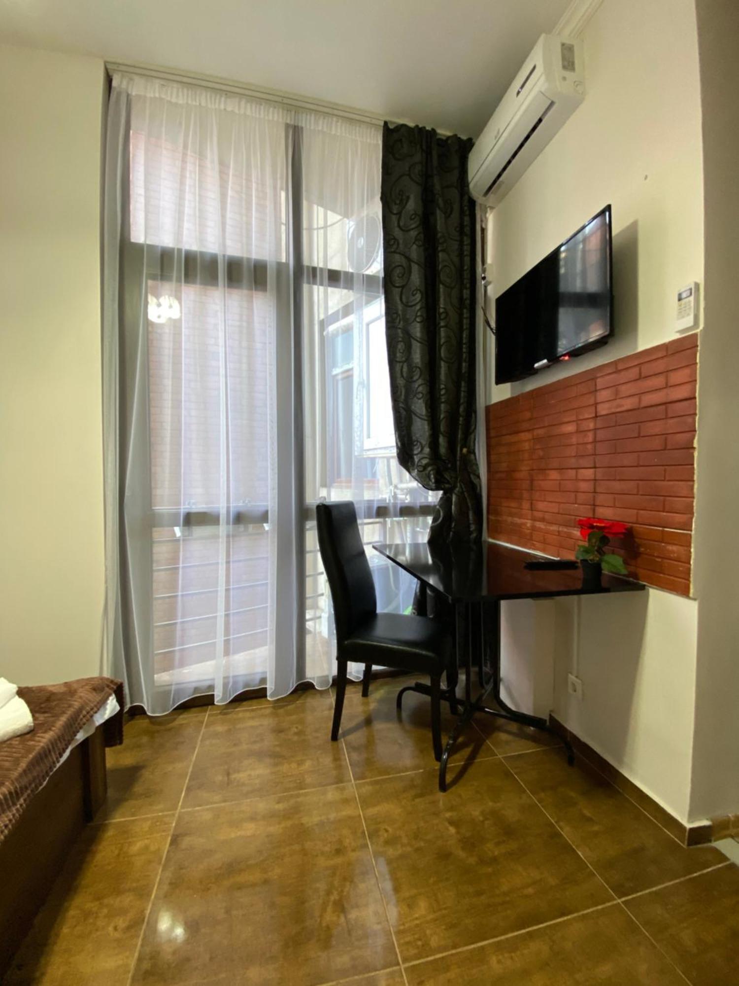 Siqvaruli Tbilisi Exterior foto